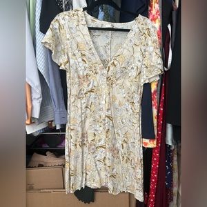 Good used condition Amuse Society mini dress size L